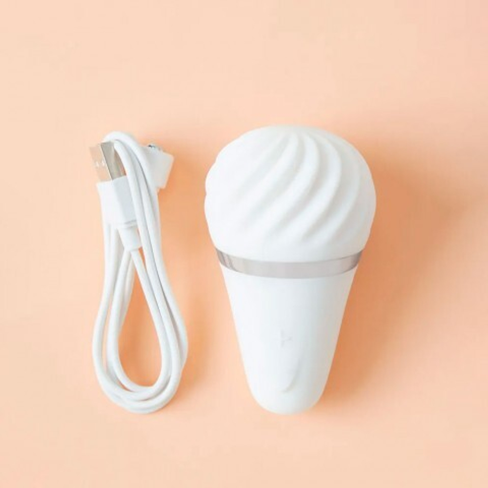 Клиторальный вибратор Satisfyer Little Wand