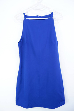 Платье сдержанного дизайна, для любого повода 42 размер