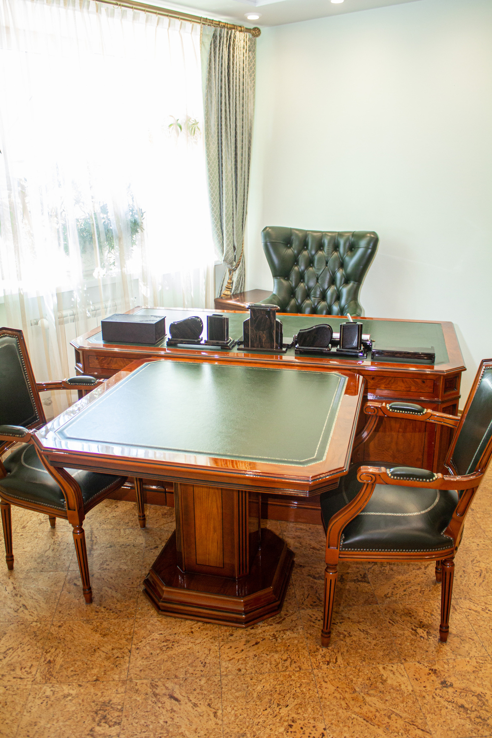 Стол руководителя Испания,  ArtMobile