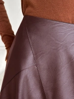 Юбка кожаная трапеция миди