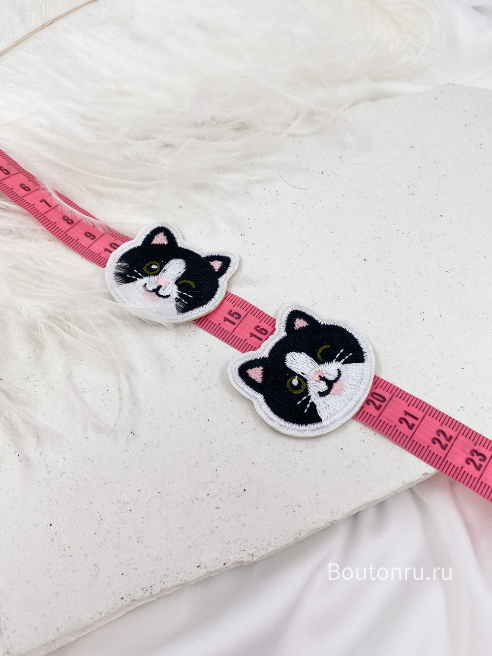 Нашивка пришивная "Кот-черный"