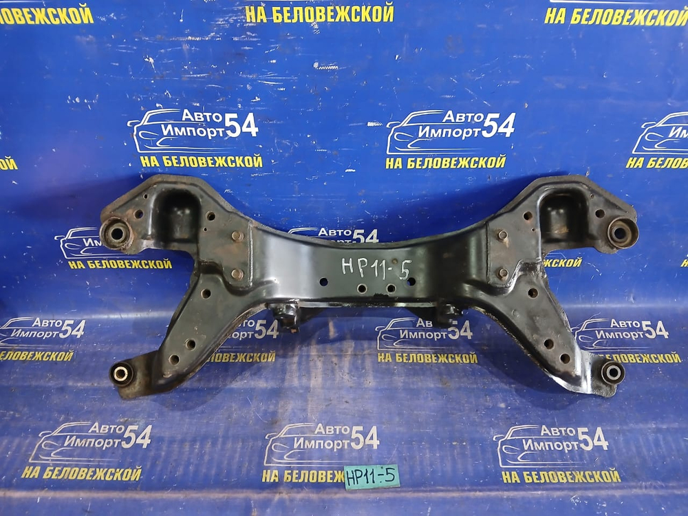 Балка передняя поперечная NISSAN PRIMERA 1998