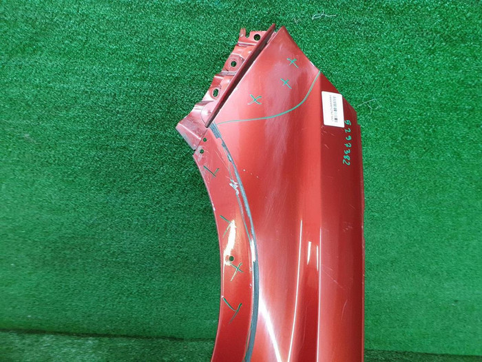 Крыло переднее левое Lada Vesta (2015-н.в.) Cross