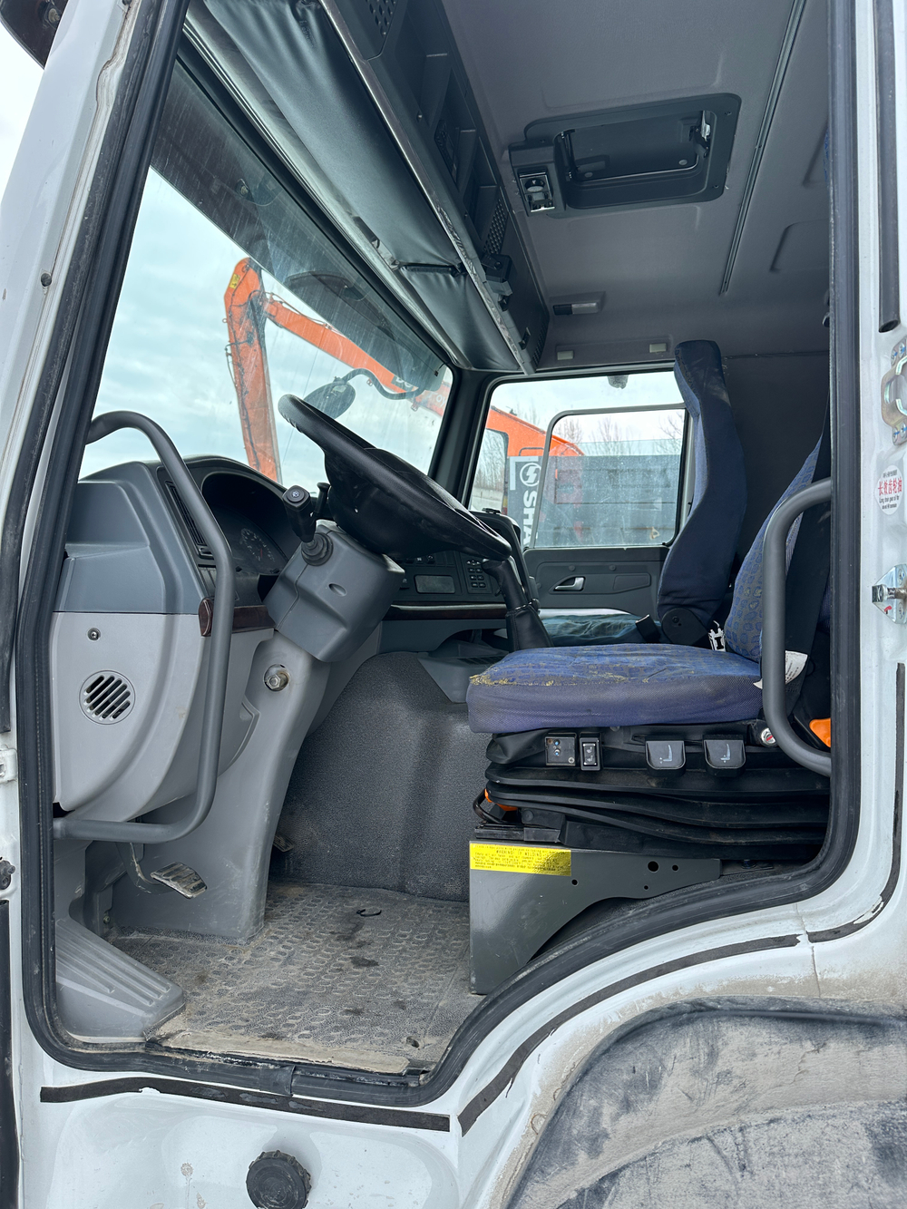 Howo ZZ* 8x4 Автобетоносмеситель ZZ5407GJBS3267E (Дизельный, 9,7 л, 373 л.с., МТ)