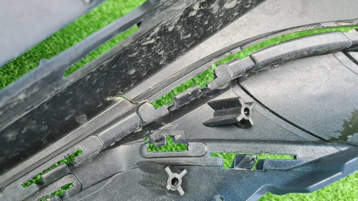 Бампер передний Hongqi HS3 (2023-н.в.)