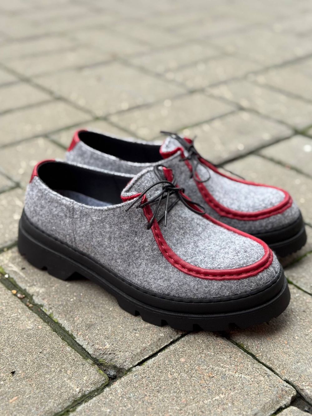 MocToe  gray sherst