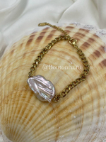 Золотистый браслет с натуральным перламутром