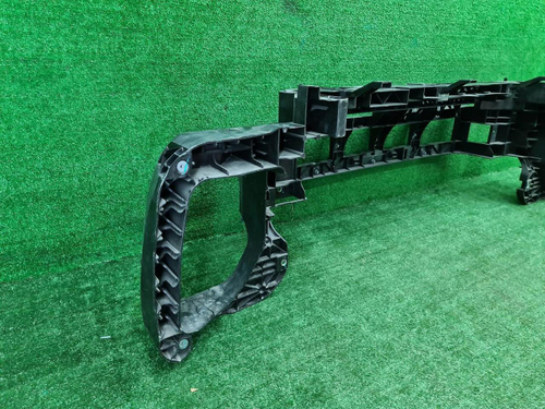 Телевизор Lixiang L7 (2022-н.в.)