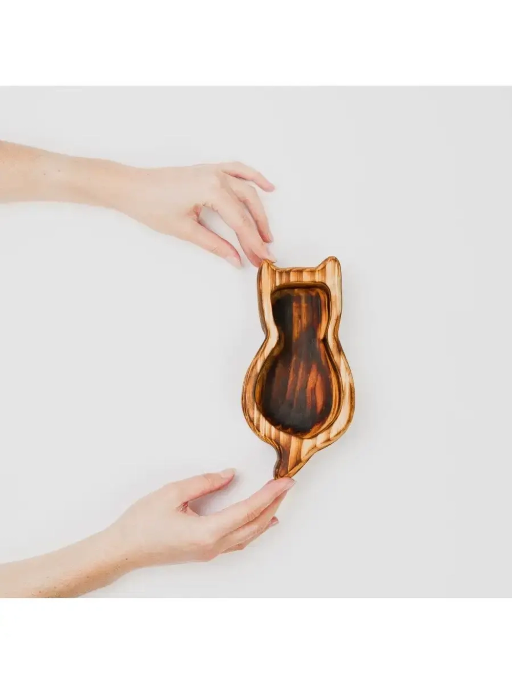 Менажница "Котик" из Сибирского кедра