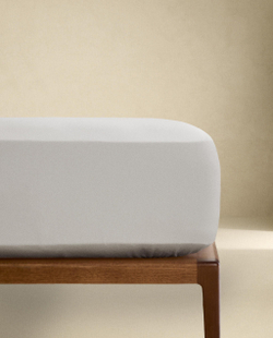 Zara Home - Атласная простыня с эластичной лентой, высота 40 см (300 нитей), серый, 160х200х40 см