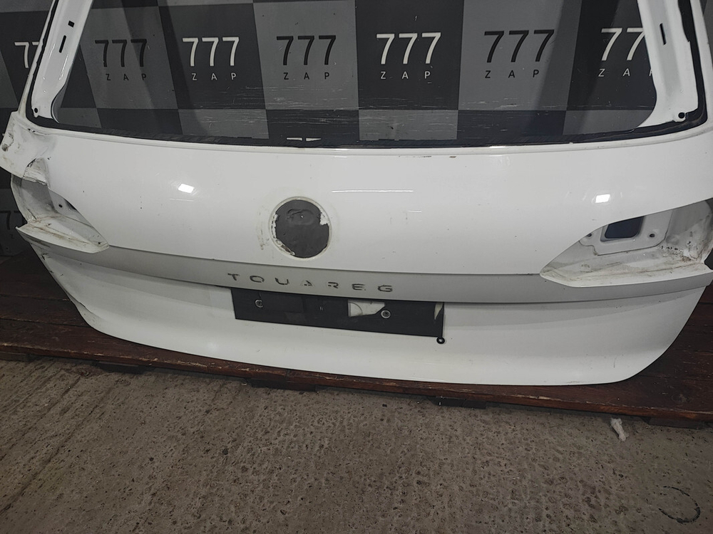 Крышка багажника Volkswagen Touareg 3 18-нв Б/У Оригинал 760827159D