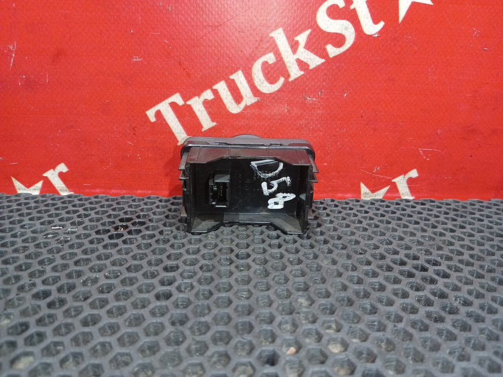 Блок управления внутренним освещением 2019г