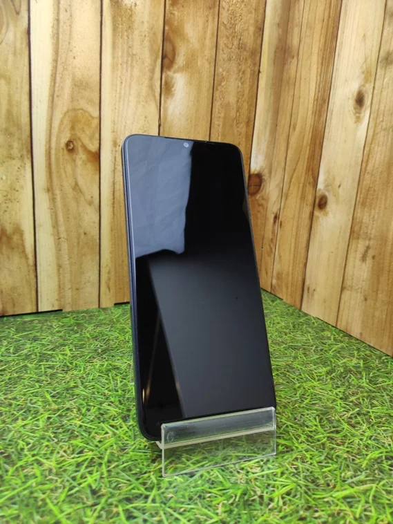 Смартфон Tecno SPARK 10 8/128 ГБ черный (Витринный)