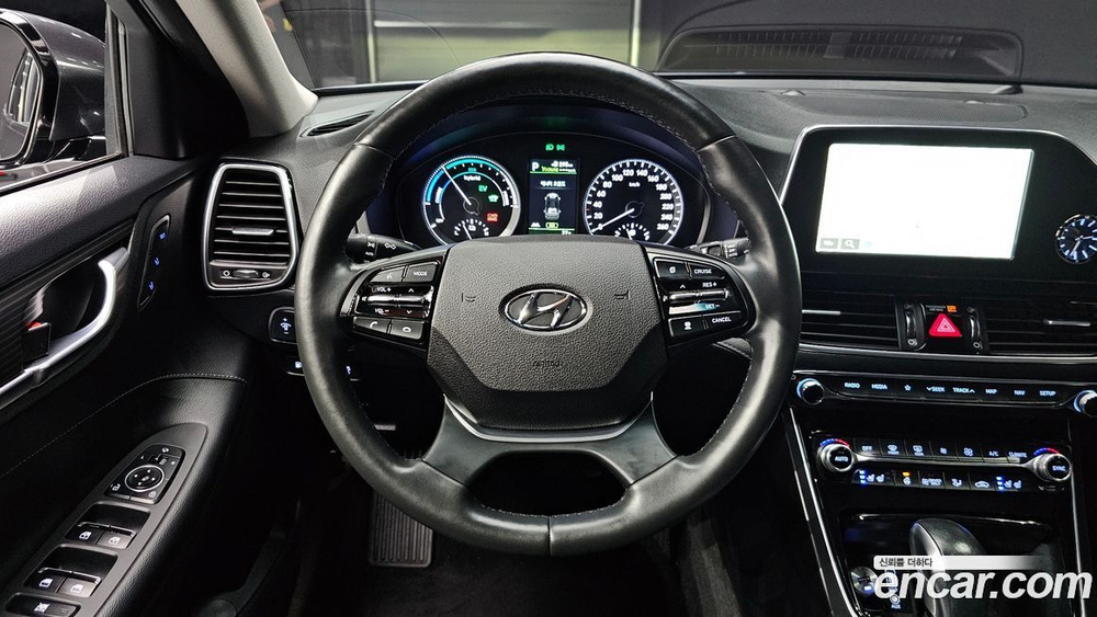 Hyundai Grandeur (Azera) IG Hybrid Exclusive (10.2019)
