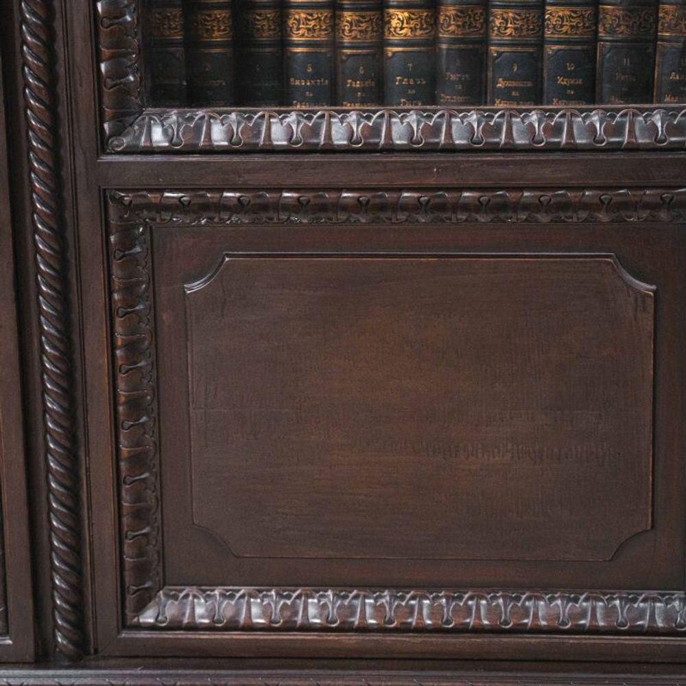 Шкаф для кабинета