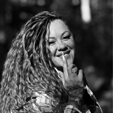 Евгения Петренко. Художник, чья жизнь изменилась после встречи с океаном. Яркие полотна, передающие величие подводного мира. Узнать подробнее