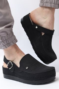 703 | "Jelena" | Черные женские медицинские сабо с закрытым носом