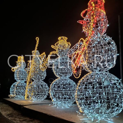 Световая уличная фигура Снеговики с инструментами