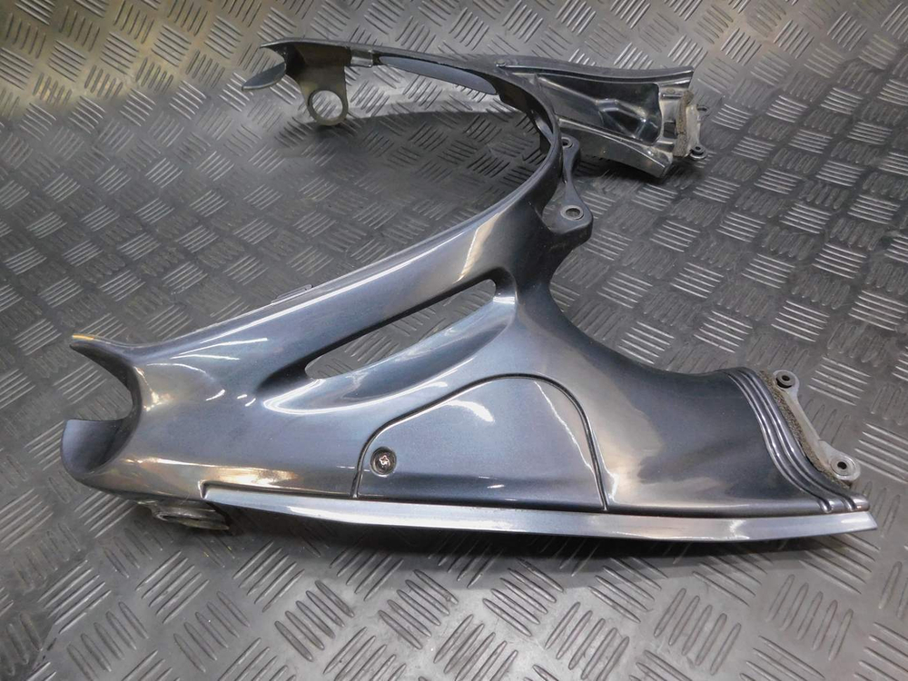 Пластик приборной панели Kawasaki ZZR1100 99 11012-1876A