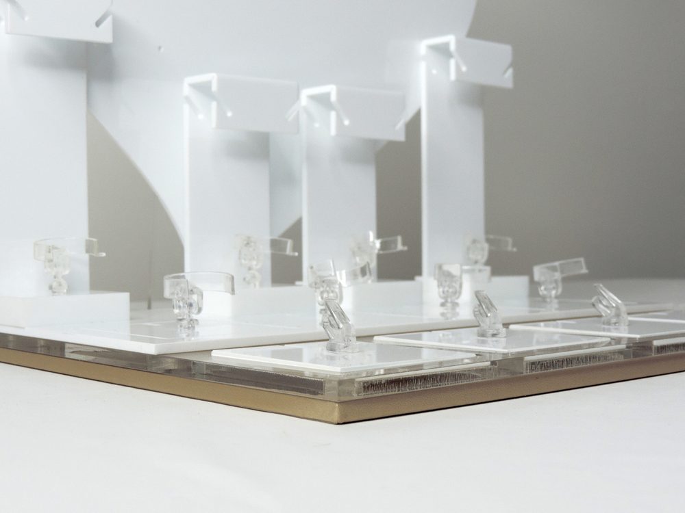 Подиум акриловый для колец/250*210*260 мм.