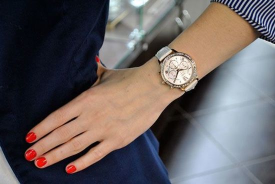 Женские японские часы Seiko SRW842P1