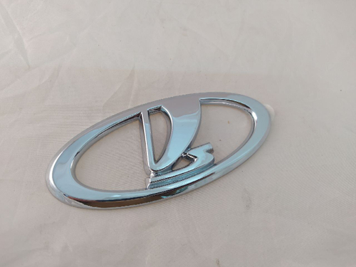 Эмблема решетки радиатора (заводской знак) LADA арт. 11180821206000