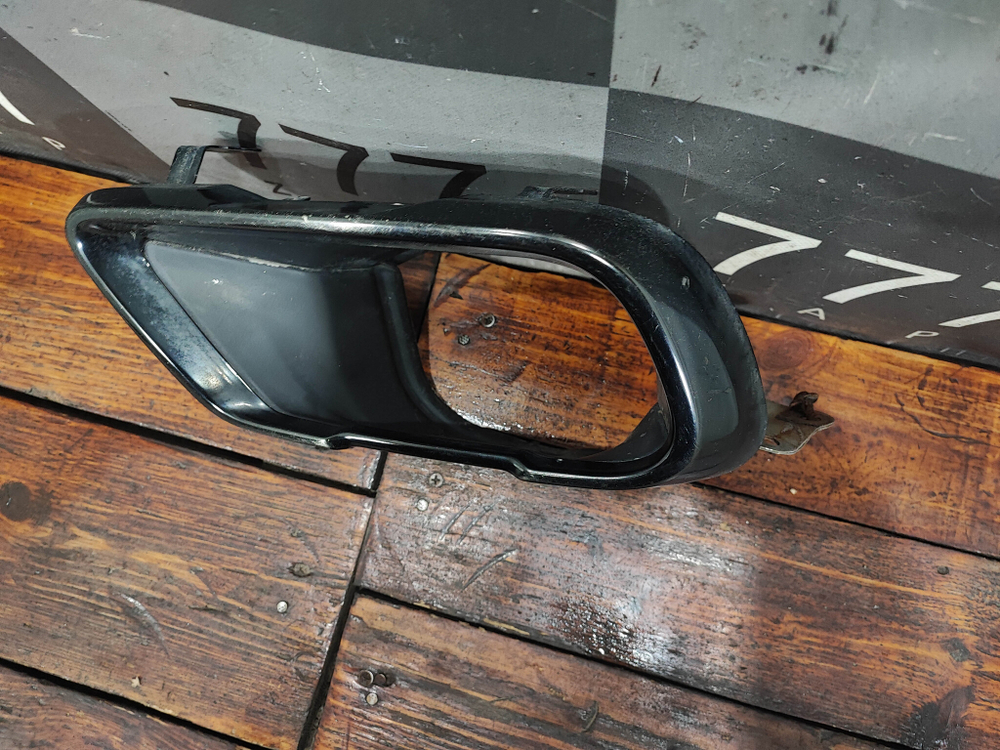 Насадка глушителя правая BMW X5 (G05) 18-нв Б/У Оригинал 51128078670