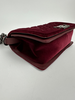 Сумка Chanel Boy Velvet
