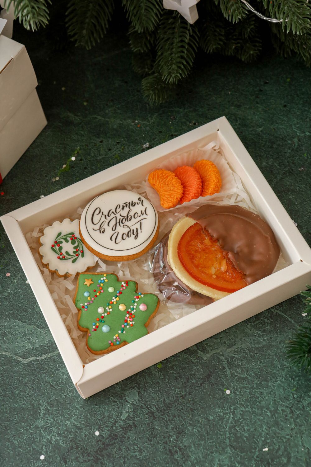 Три апельсина в шоколаде, новогодний мини пряник, пряник круг 6см, пряник 4,5см, три шоколадные мандариновые дольки