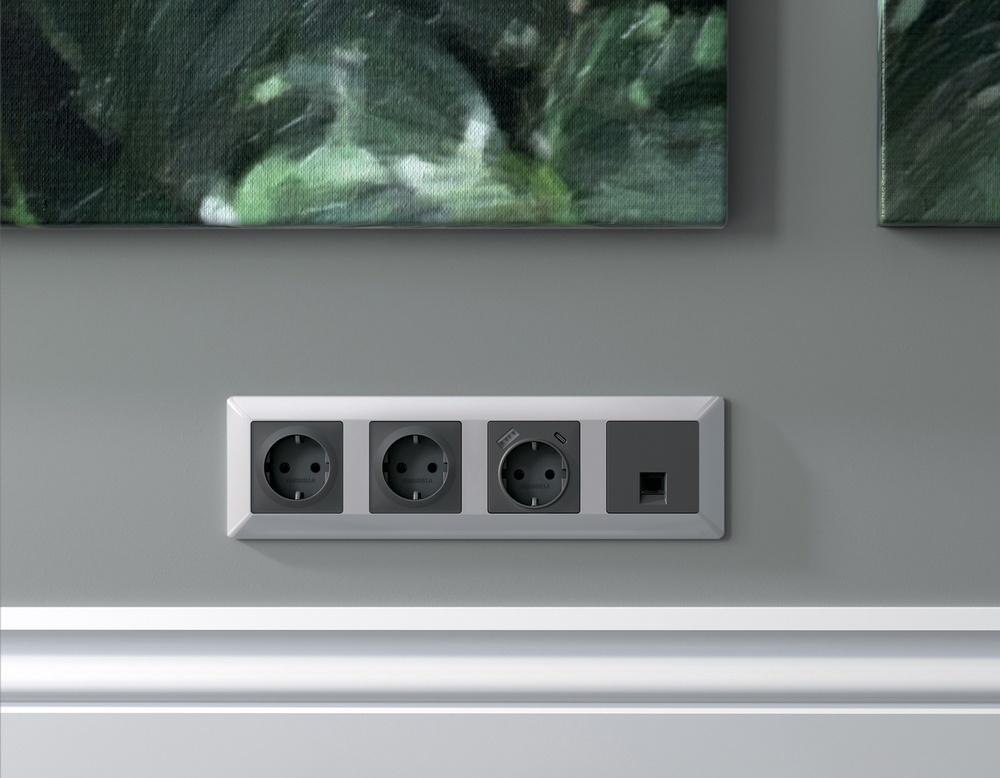 AF110403 Рамка ALFA Line (Серебро глянец) 3-ая