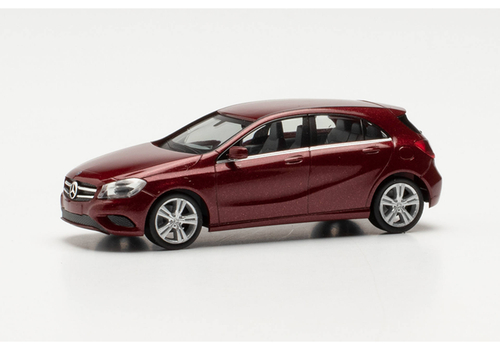 Автомобиль MB A-Klasse, вишневый металлик