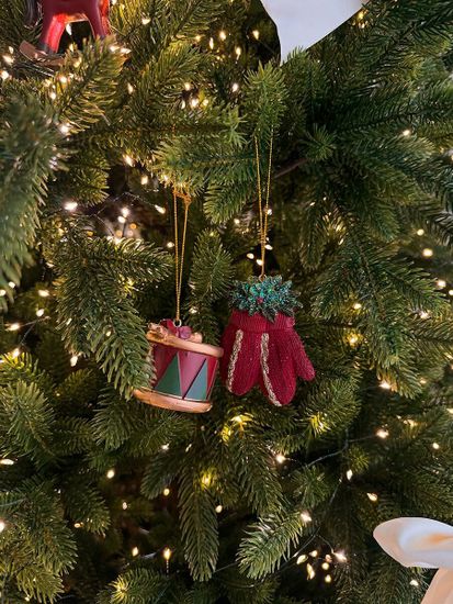 Набор ёлочных украшений classic christmas charm из коллекции new year essential