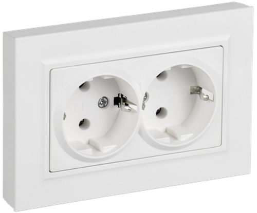 BRITE Розетка 2-местная с заземлением без защитных шторок плоская 16А в сборе РСПл12-3-БрАБ арктический белый IEK