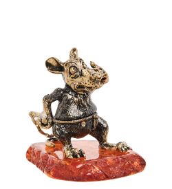 Народные промыслы AM-1846 Фигурка «Крыс с рогаткой» (латунь, янтарь)