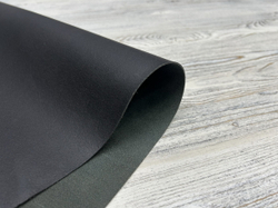 Фото вблизи Спилок Миссури цв. Черный, толщ. 0,9-1,1 мм, ПАНЕЛИ