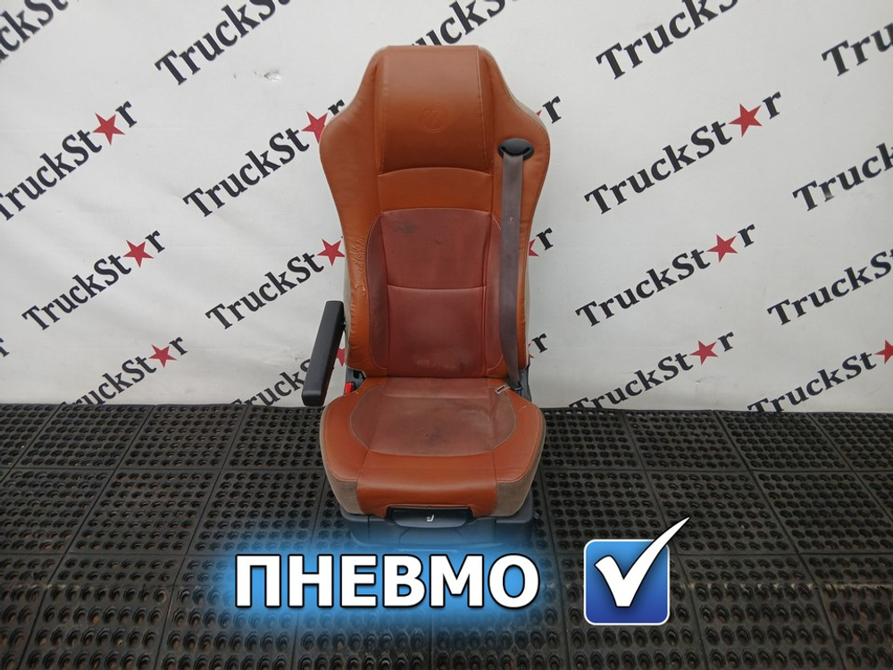 Сиденье водительское пневматическое 2023г
