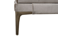 Банкетка велюровая Garda Decor Prima Velvet бежевая на металлических опорах