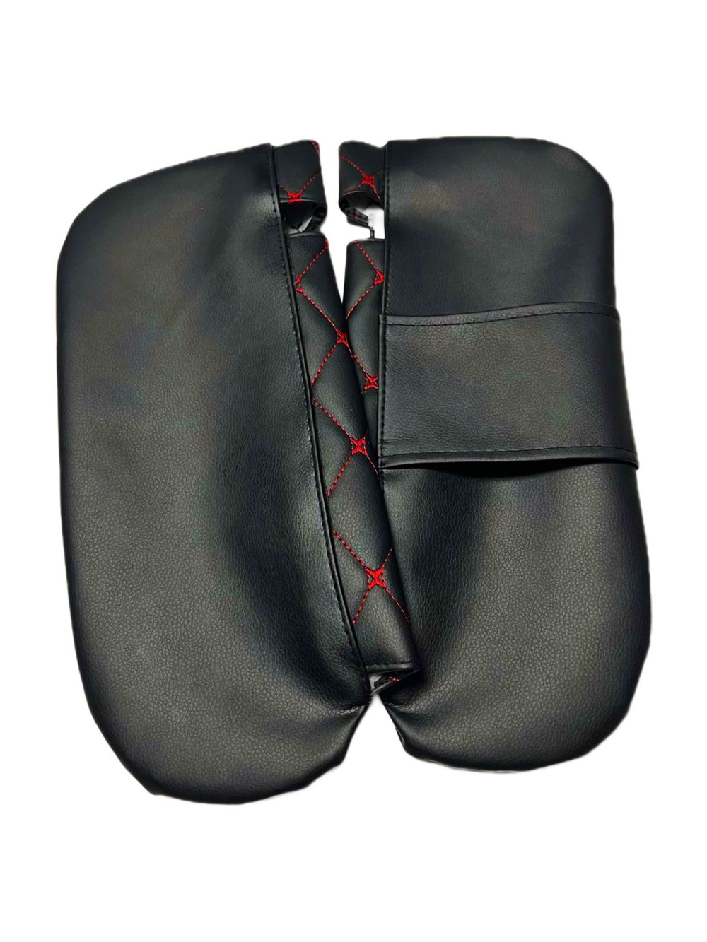 Чехлы на козырьки Kia Rio, Hyundai Solaris (2011-2017) красная нить Бабочка