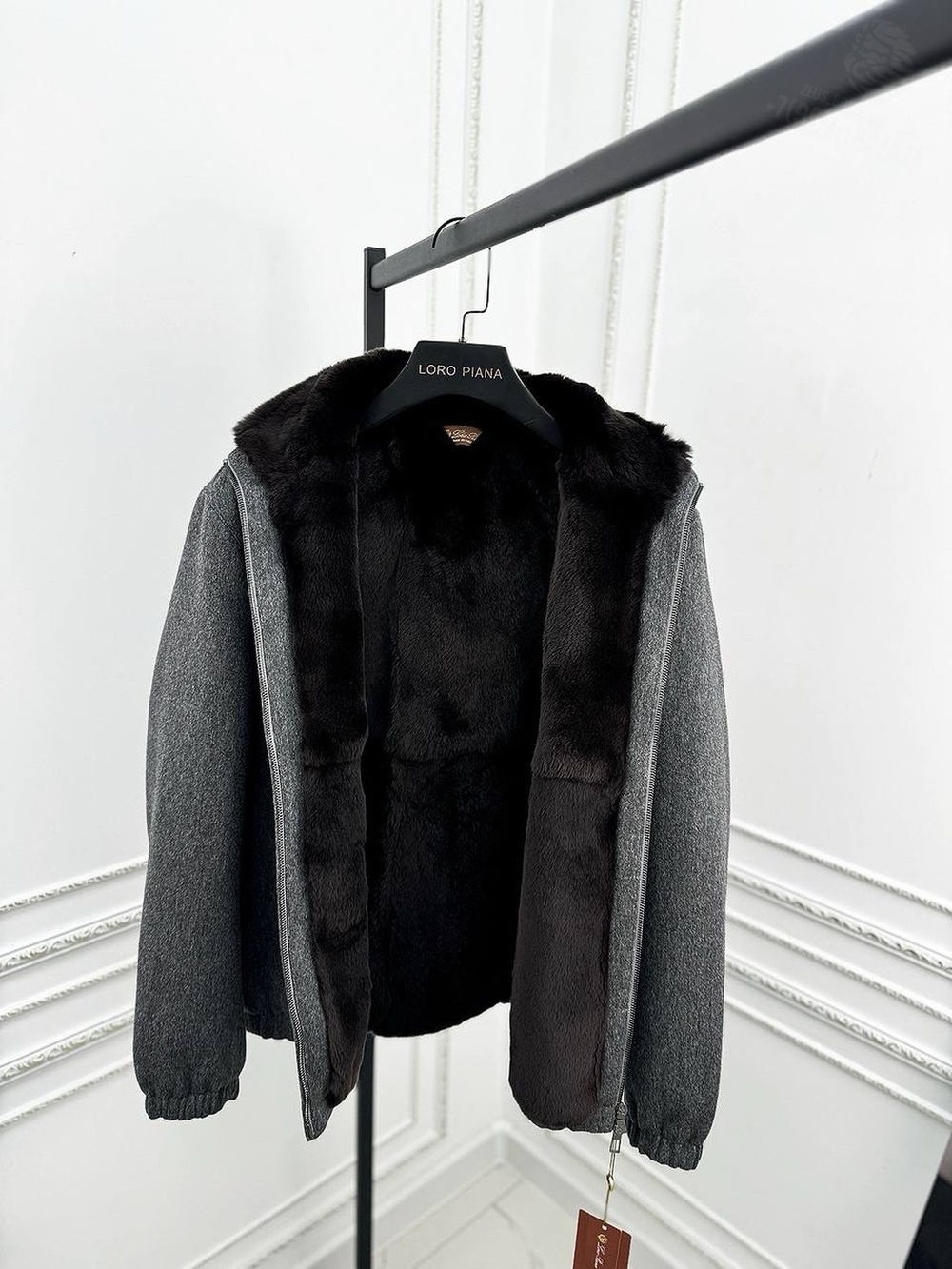 Шерстяной бомбер с мехом Loro Piana