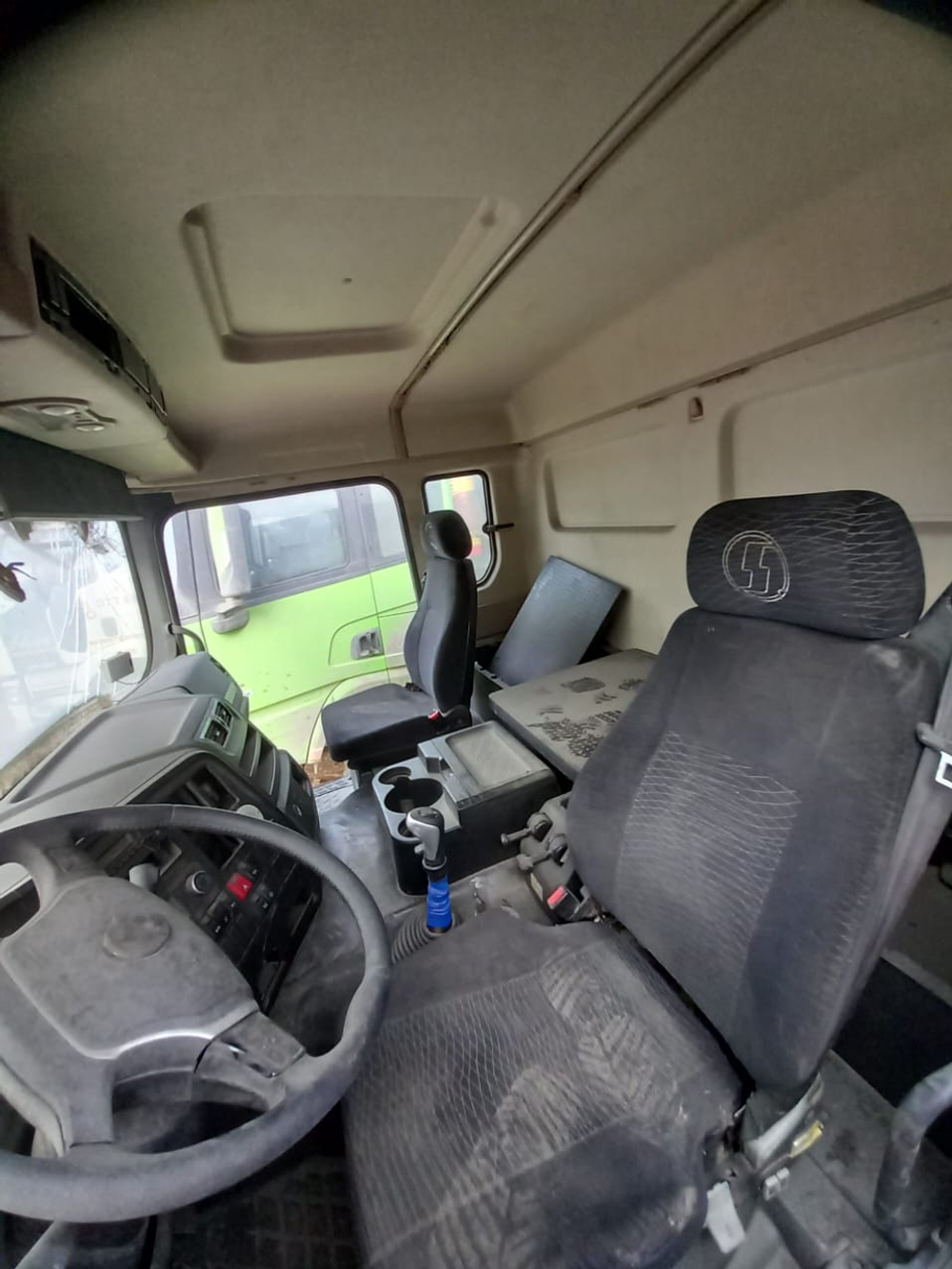 Shacman (Shaanxi) SX* 6x4 Самосвал SX32586V384 (Дизельный, 11,6 л, 423 л.с., МТ)