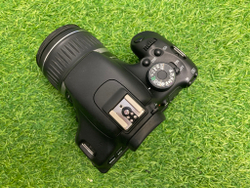 Canon EOS 600D kit 18-55mm ll (8.100 кадров)