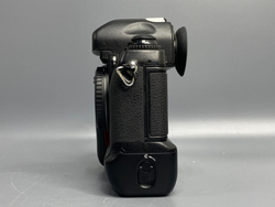 Nikon F5 не исправен