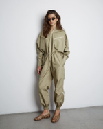 Комбинезон из шелка хаки