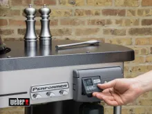 Угольный гриль Weber Performer Deluxe GBS, 57 см, чёрный