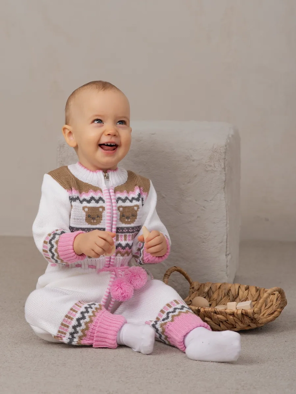 Вязаный комбинезон для новорожденных и малышей на молнии