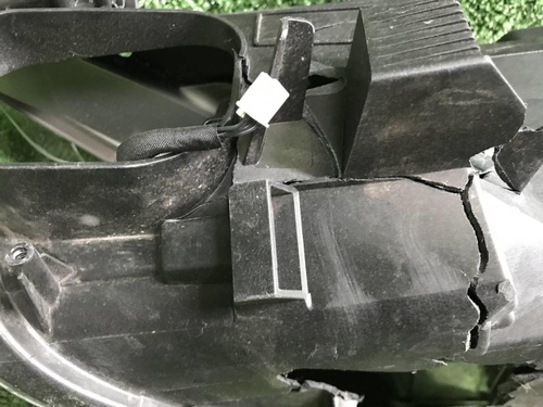 Битая Фара правая BMW X1 F48 (2015-2019) LED