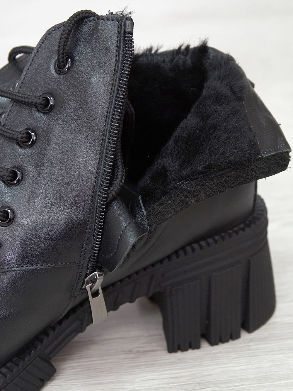 Ботинки женские зимние COMFORT TIME 2068-32