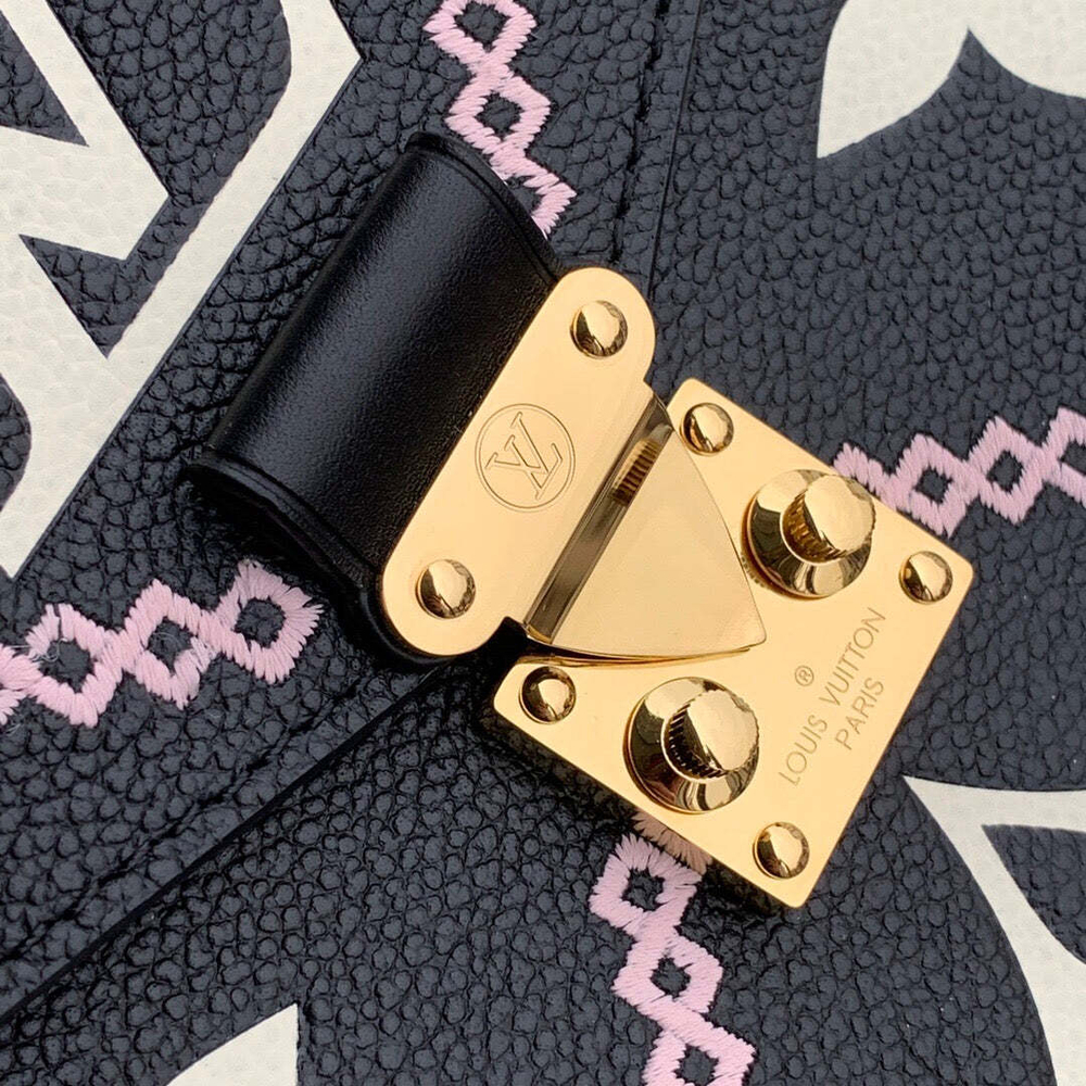 Louis Vuitton Pochette Metis