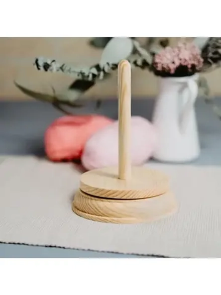 Держатель для клубка пряжи