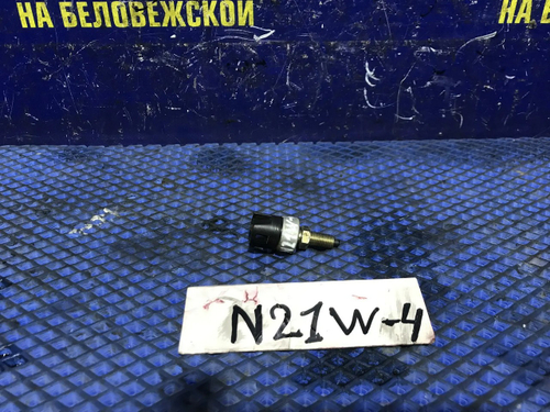 Датчик педали тормоза MITSUBISHI RVR 1995